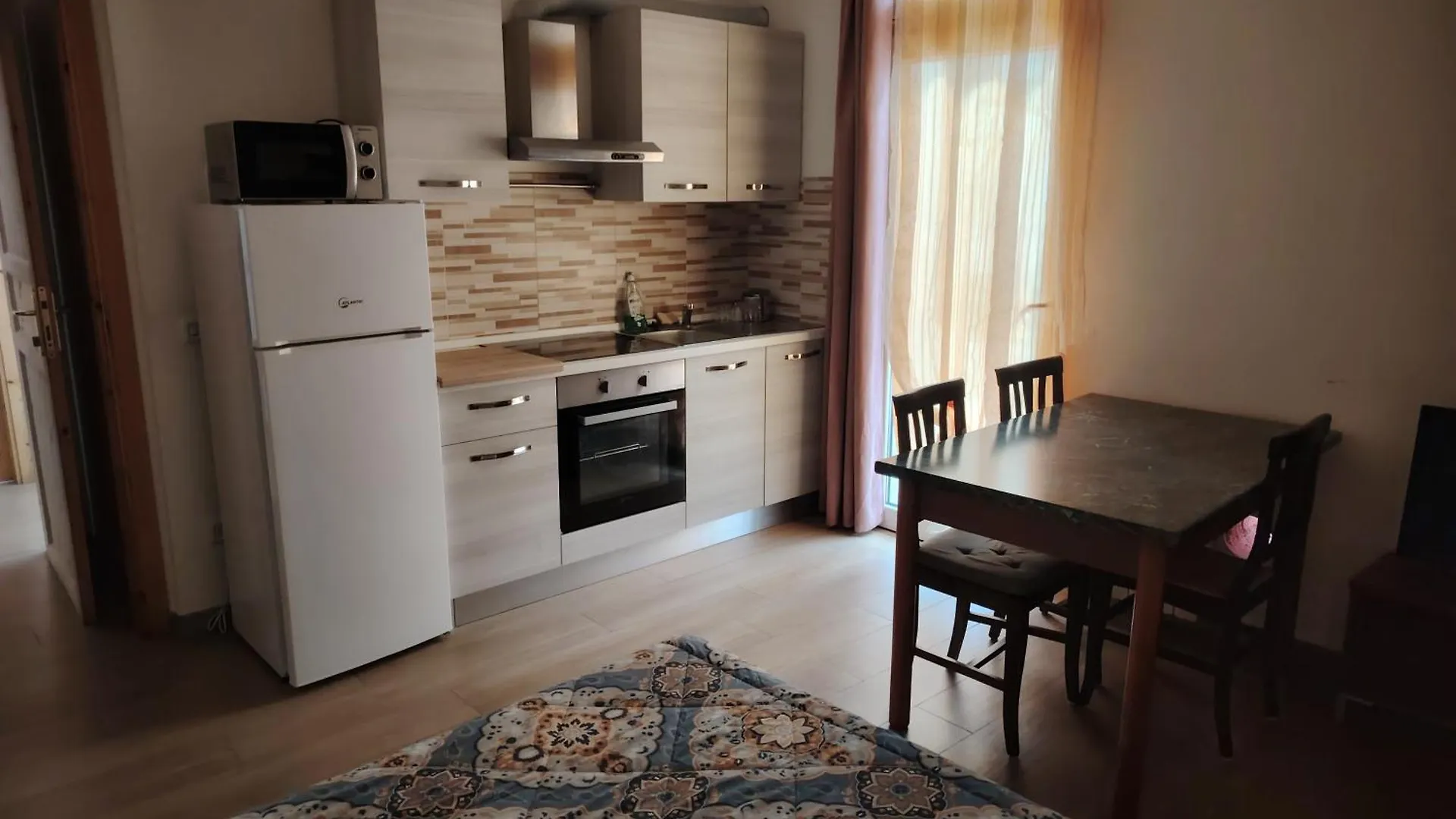 Casa Paradigna Parma 0*,